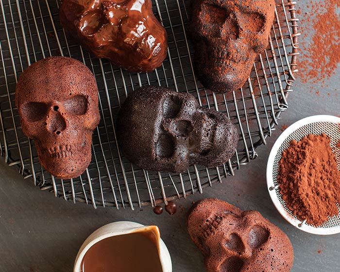 Nordic Ware Bakform Skull Cakelet - Bild 4